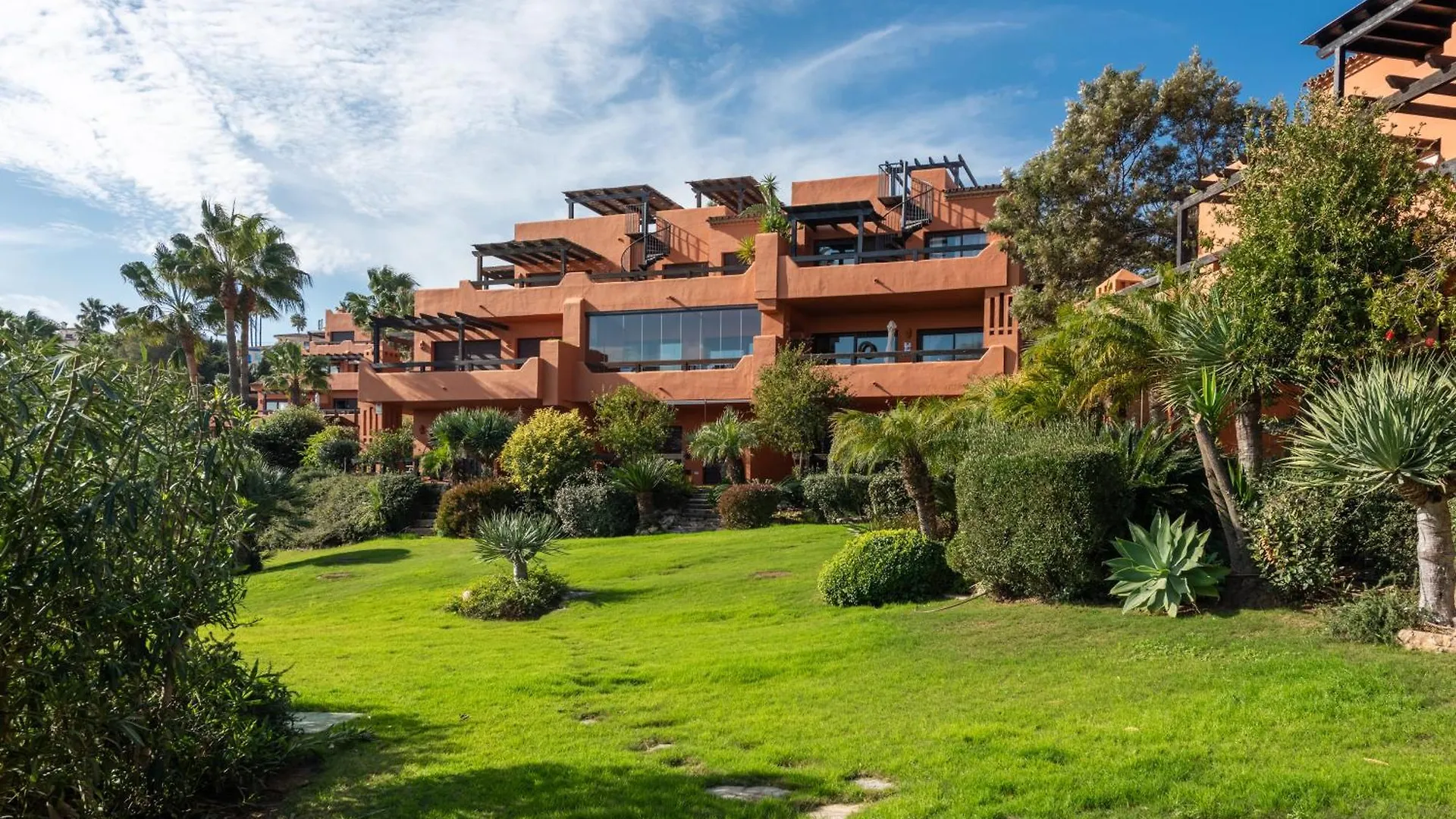 Apartamento Con Piscina - Estepona 0*,